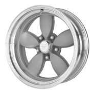 A VN402 Classic 200S wheel with a chrome rim on a black background.